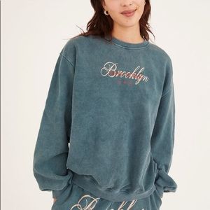 Brooklyn Oversized Crewneck Sweatshirt